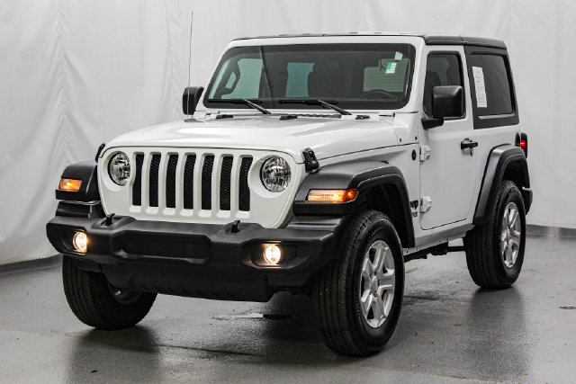 Used 2021 Jeep Wrangler Sport AWD/4WD image 4