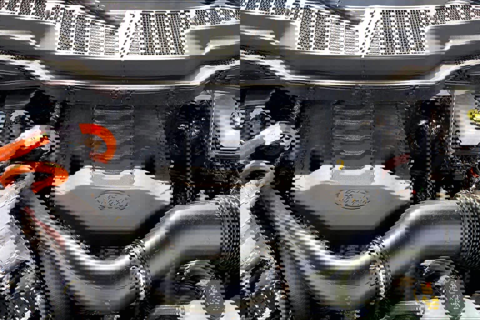 Certified 2023 Ford F150 Platinum w/ Equipment Group 701A High image 32