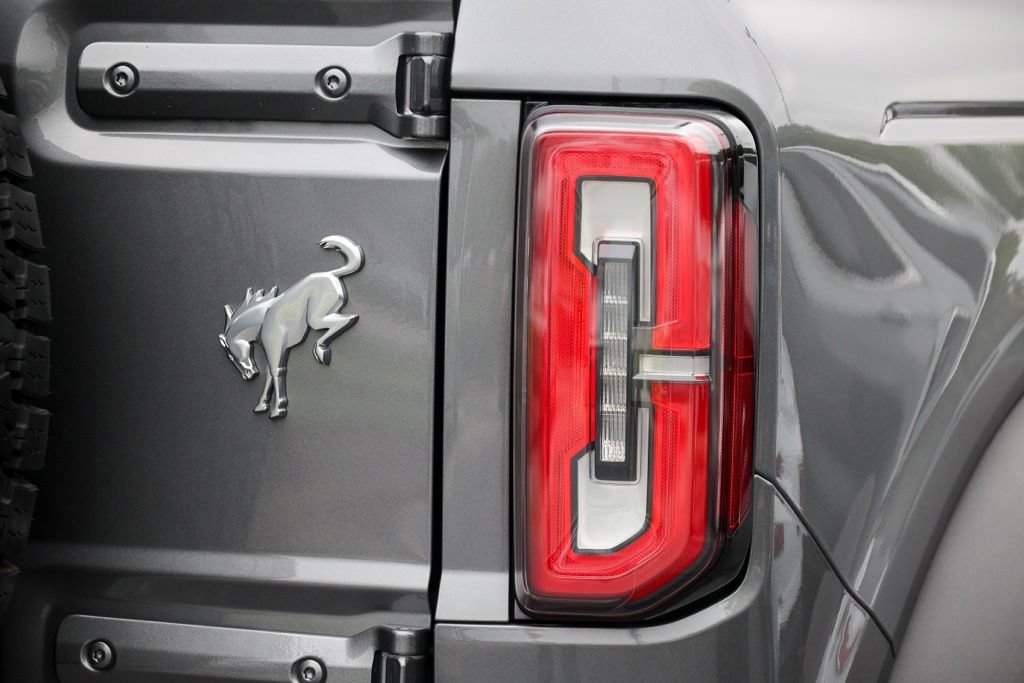 Certified 2022 Ford Bronco Badlands w/ Sasquatch Package AWD/4WD image 21