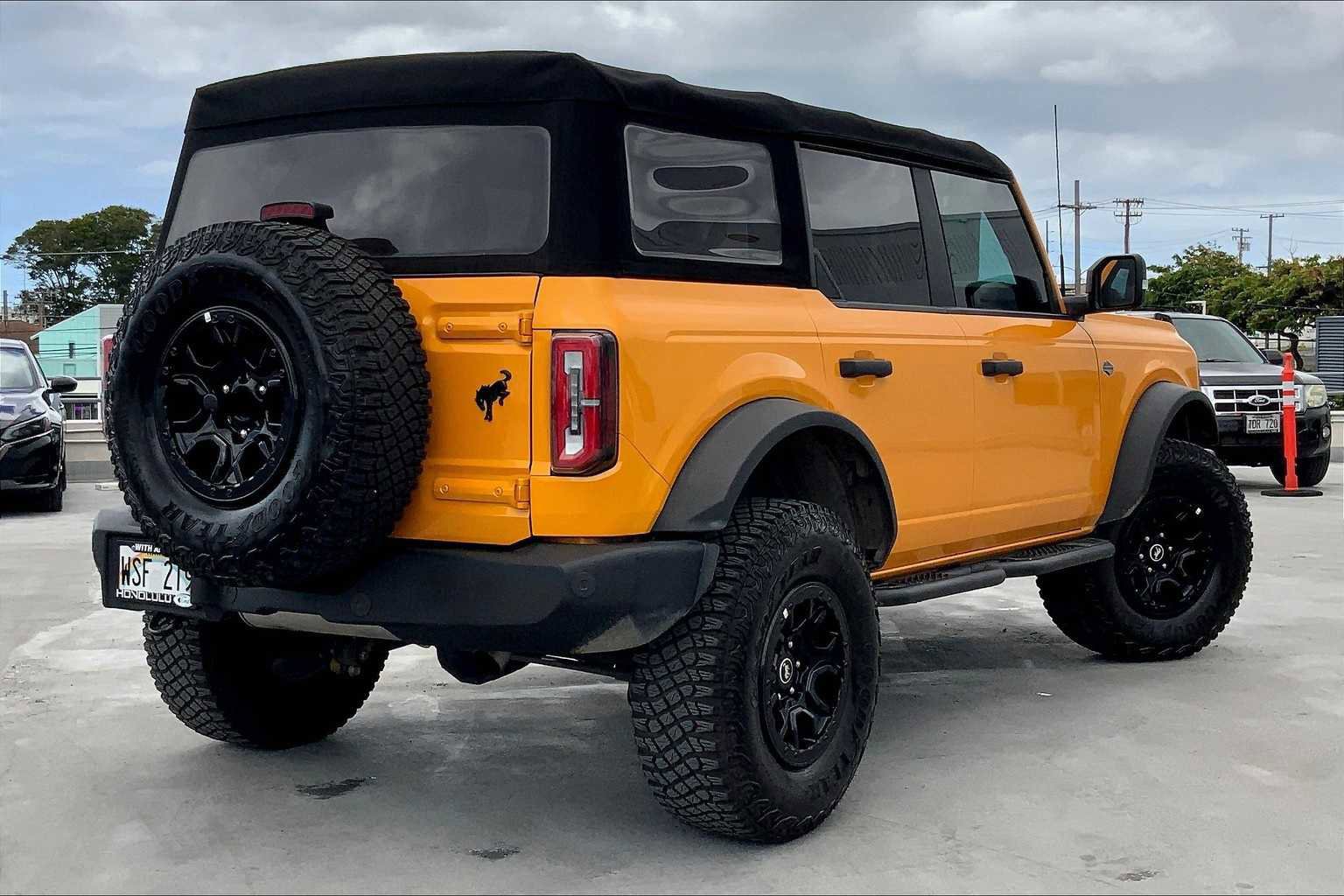 Certified 2022 Ford Bronco Wildtrak image 3