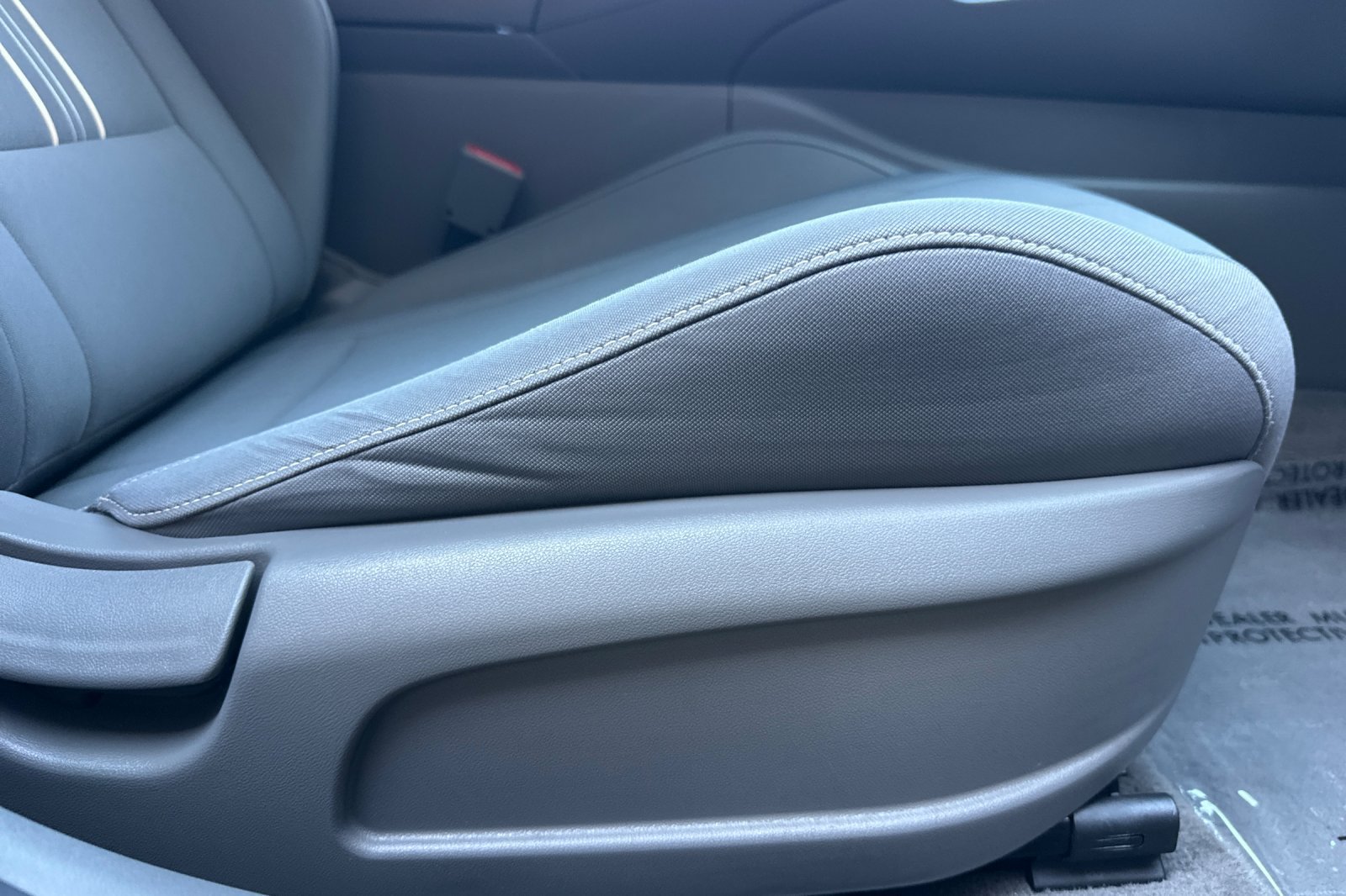 Used 2024 Hyundai Elantra SEL FWD image 22