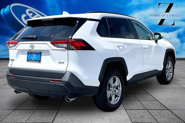 Used 2024 Toyota RAV4 XLE FWD image 4
