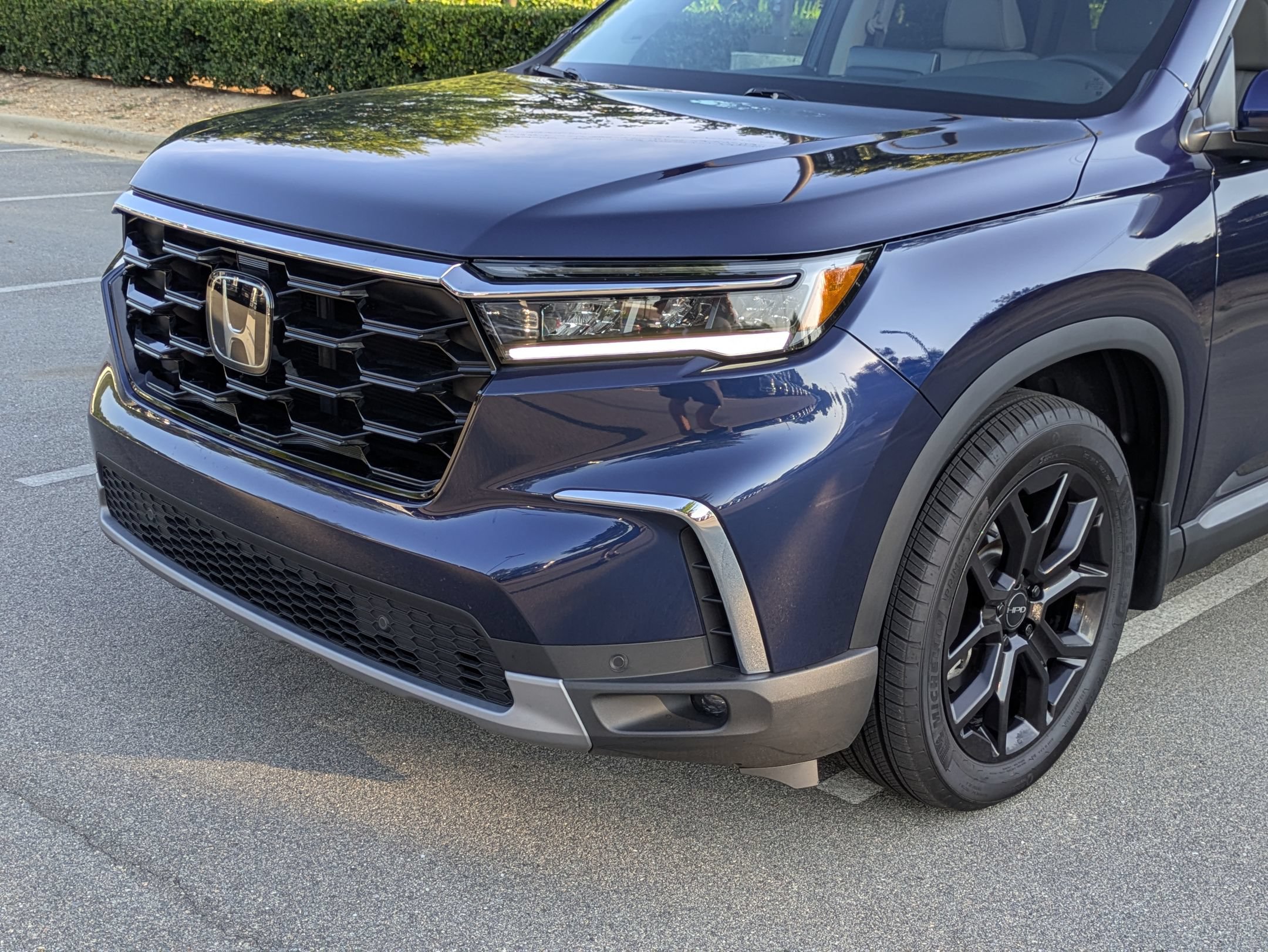 Used 2025 Honda Pilot Touring image 10