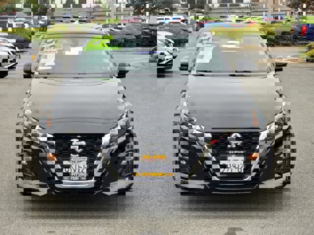 Used 2022 Nissan Altima 2.5 S image 2