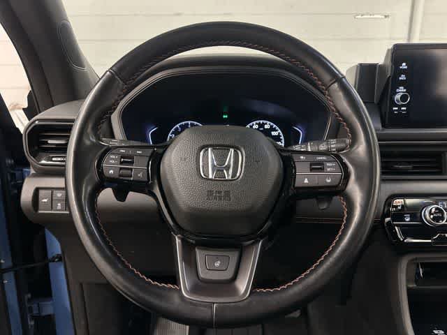 Used 2023 Honda Pilot TrailSport image 8