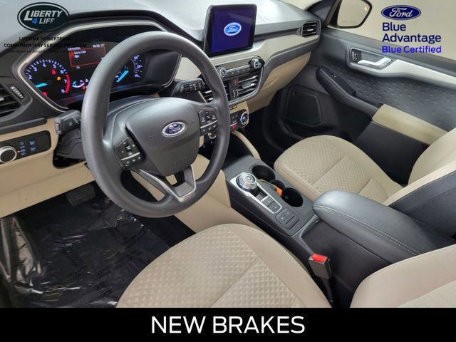 Certified 2020 Ford Escape SE image 12