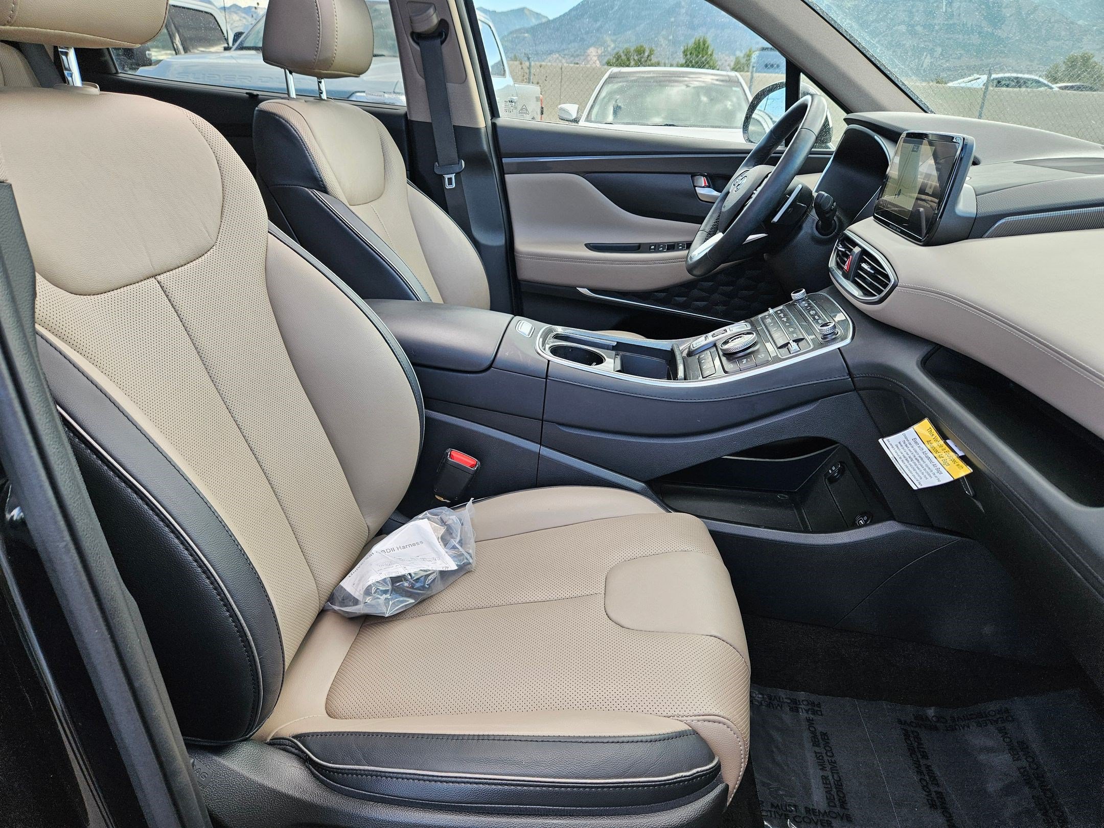 Used 2023 Hyundai Santa Fe Limited w/ Cargo Package AWD/4WD image 34