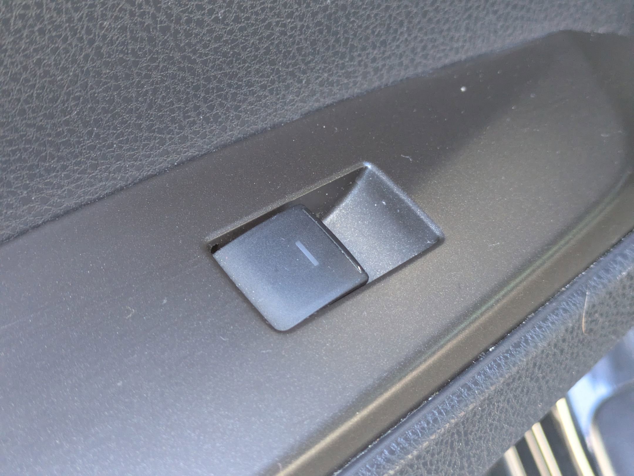 Used 2021 Toyota Camry SE image 26