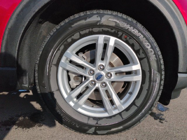 Certified 2023 Ford Explorer XLT w/ Equipment Group 202A AWD/4WD image 13