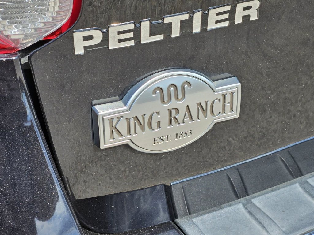 Certified 2022 Ford Explorer King Ranch w/ Premium Technology Package AWD/4WD image 9