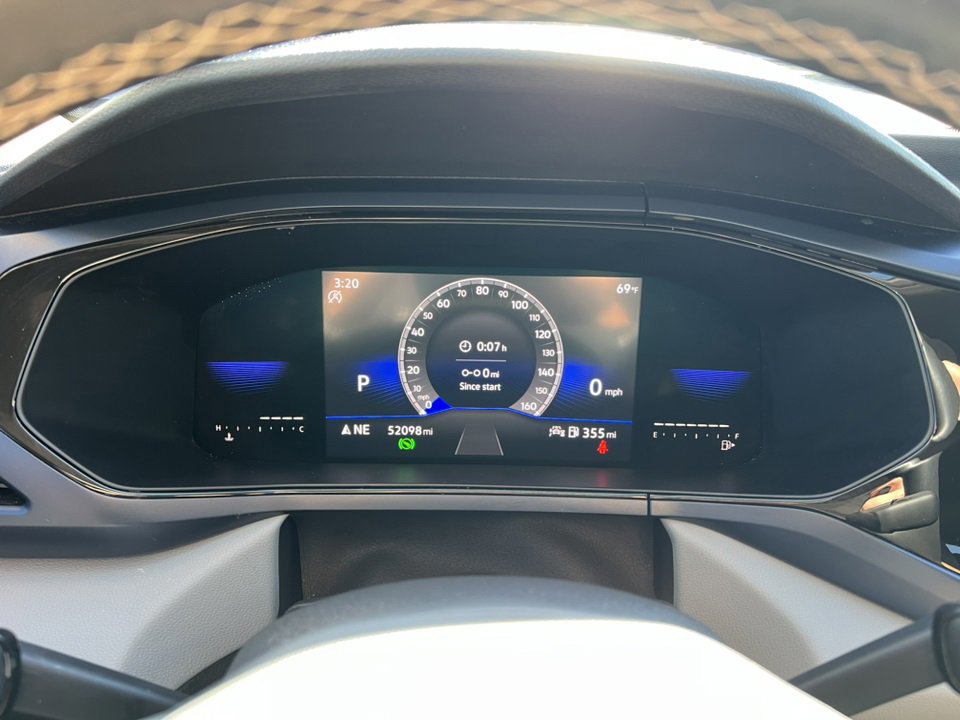 Used 2022 Volkswagen Taos SE image 22