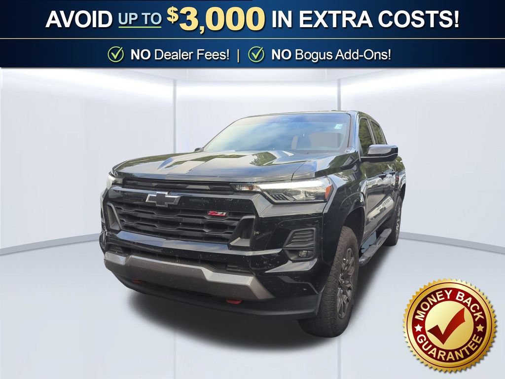 Used 2023 Chevrolet Colorado Z71 w/ Z71 Convenience Package 2