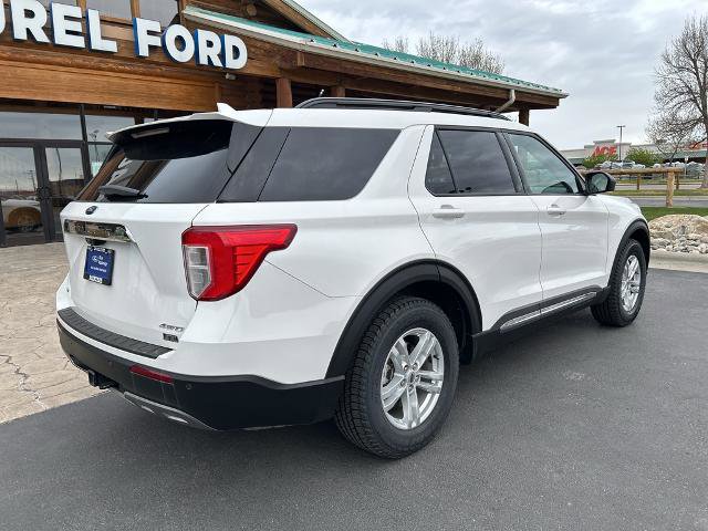 Certified 2022 Ford Explorer XLT w/ Equipment Group 202A AWD/4WD image 8