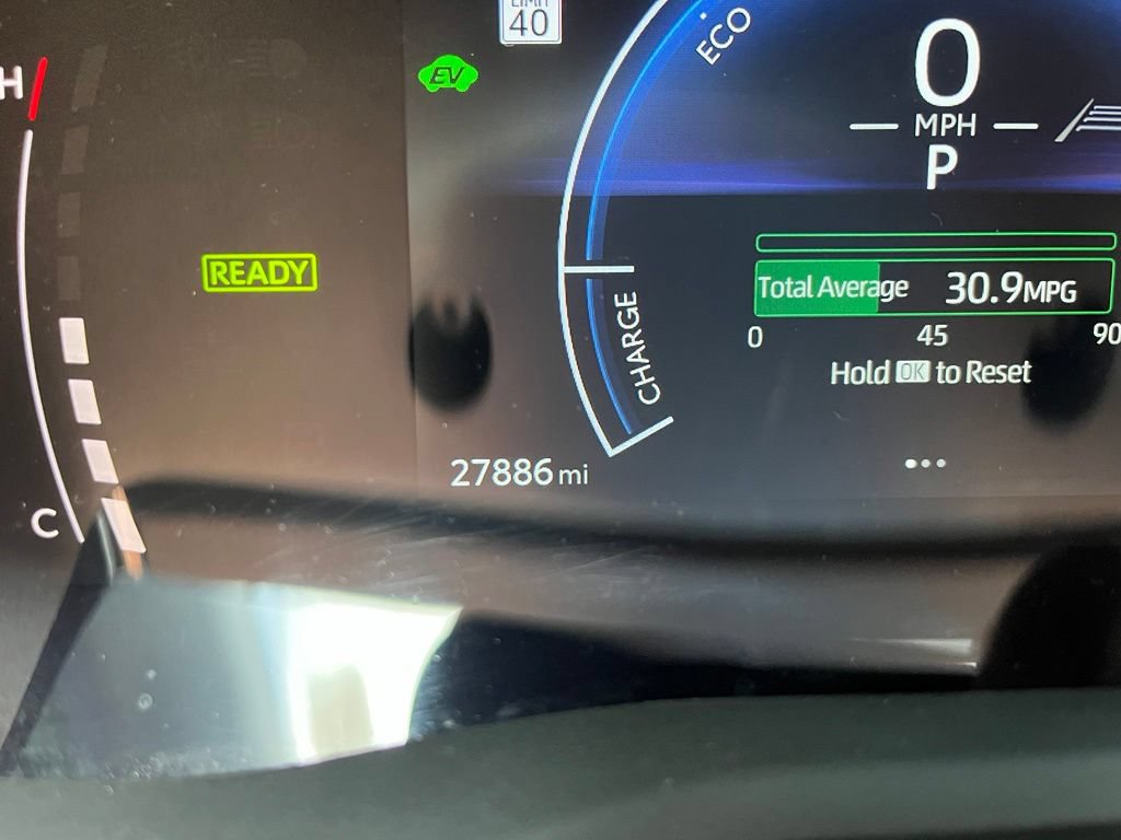 Used 2025 Toyota Camry SE w/ Multimedia Upgrade Package FWD image 25