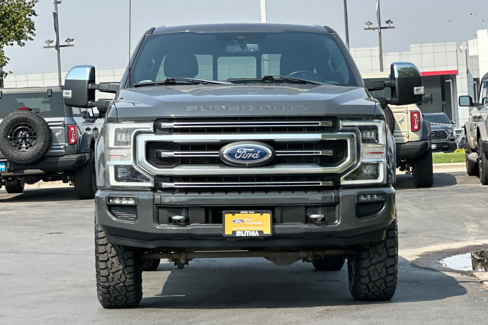 Certified 2021 Ford F350 Platinum w/ Tremor Off-Road Package AWD/4WD image 10