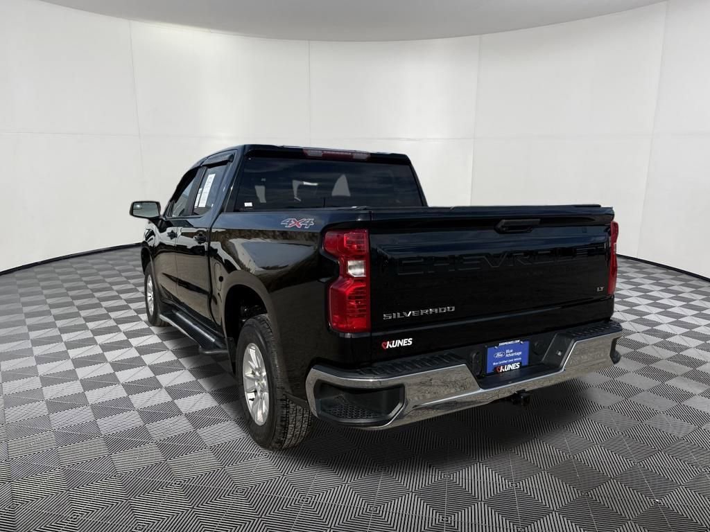 Used 2020 Chevrolet Silverado 1500 LT image 3