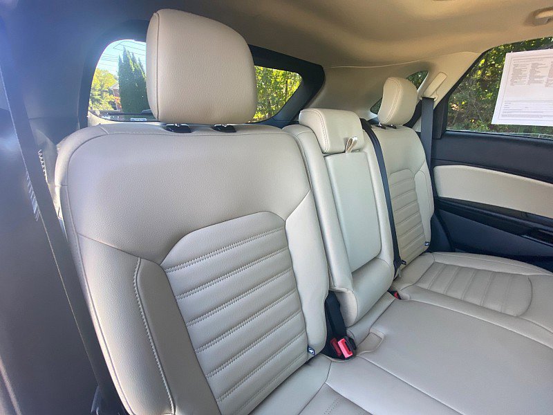 Certified 2022 Ford Edge SEL w/ Convenience Package AWD/4WD image 34