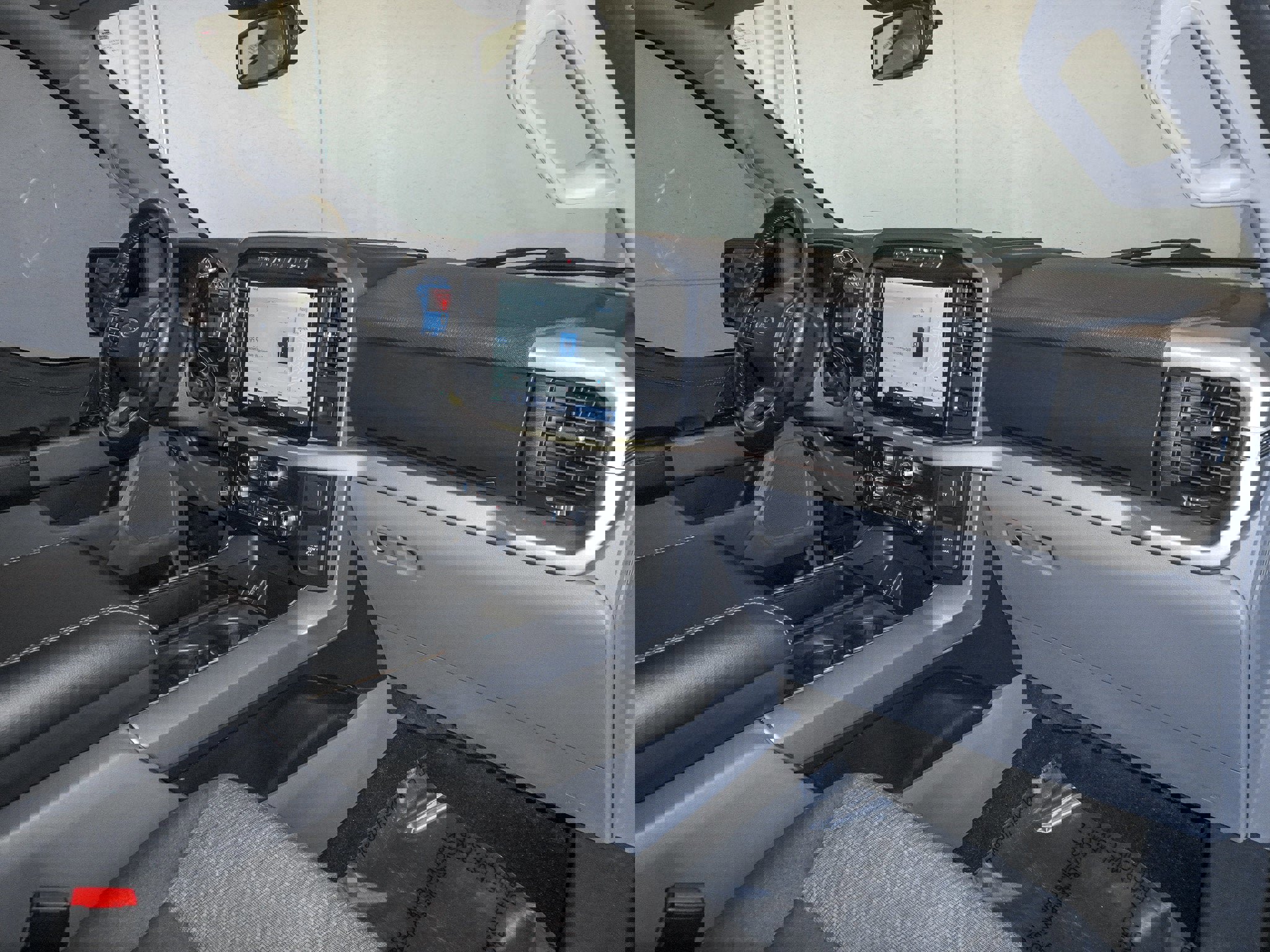 Certified 2021 Ford F150 XLT w/ Equipment Group 302A High image 39