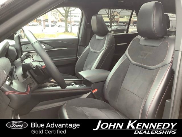 Certified 2025 Ford Explorer ST image 11