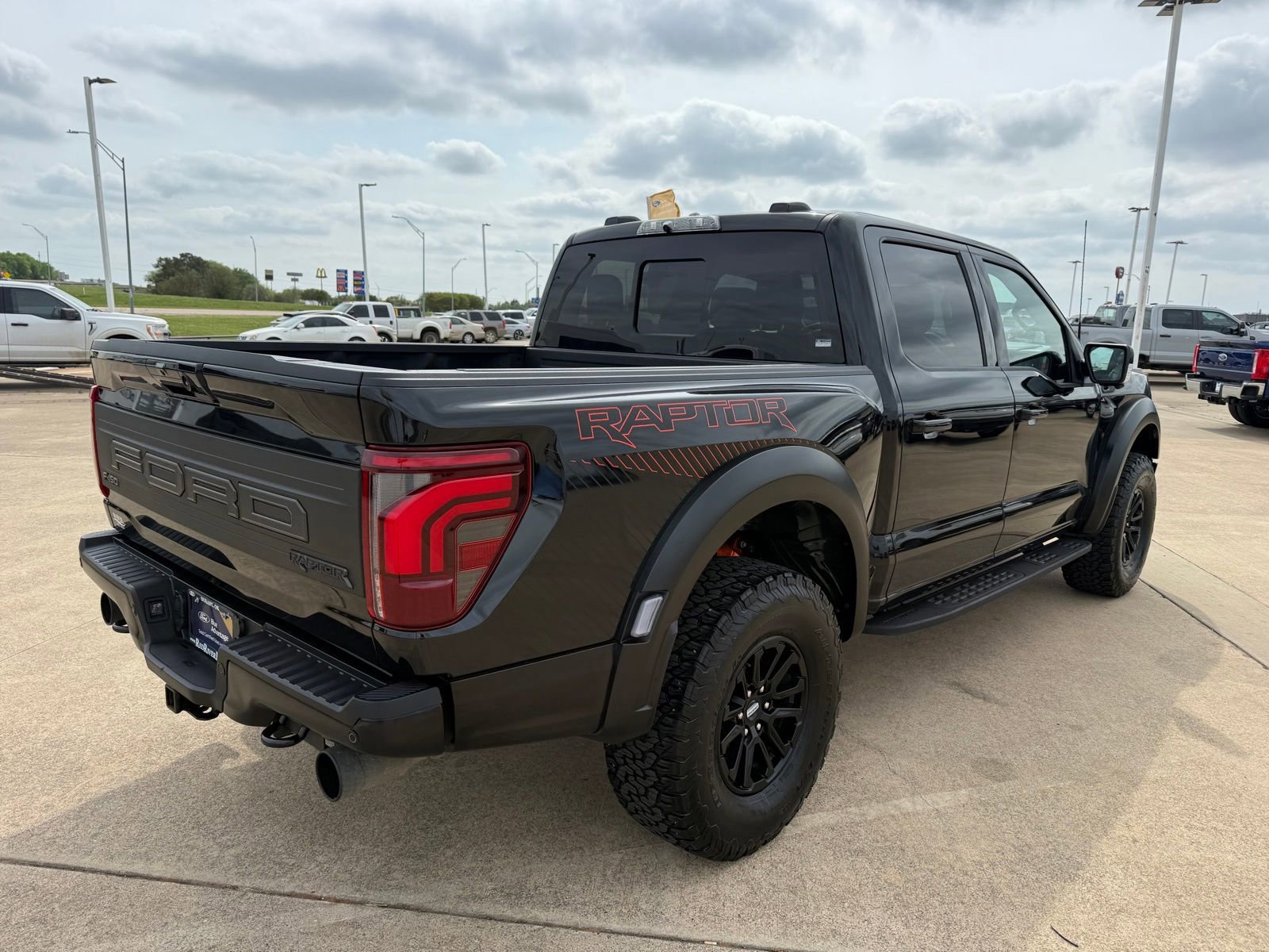 Certified 2024 Ford F150 Raptor image 5