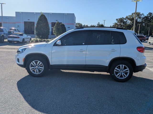 Used 2017 Volkswagen Tiguan S FWD image 7