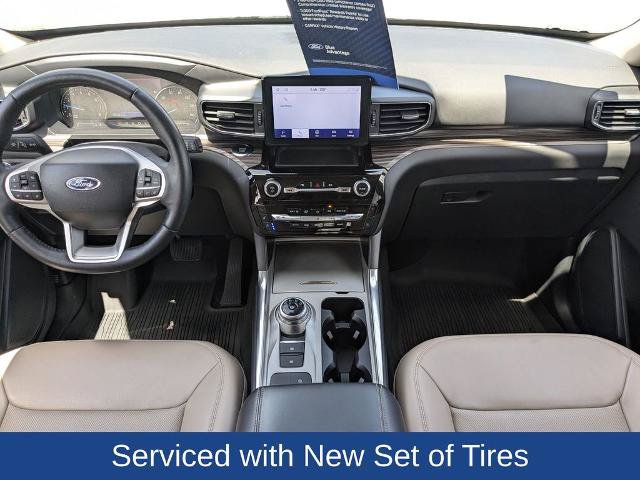 Certified 2023 Ford Explorer Limited w/ Equipment Group 301A RWD image 16