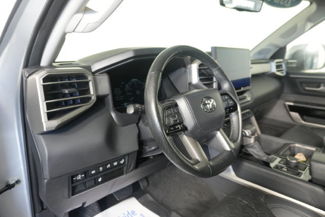 Used 2024 Toyota Tundra Limited AWD/4WD image 18
