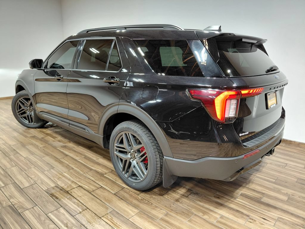 Certified 2025 Ford Explorer ST-Line w/ Premium Package AWD/4WD image 23