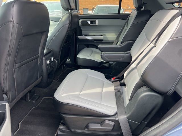 Certified 2021 Ford Explorer XLT w/ Equipment Group 202A image 22