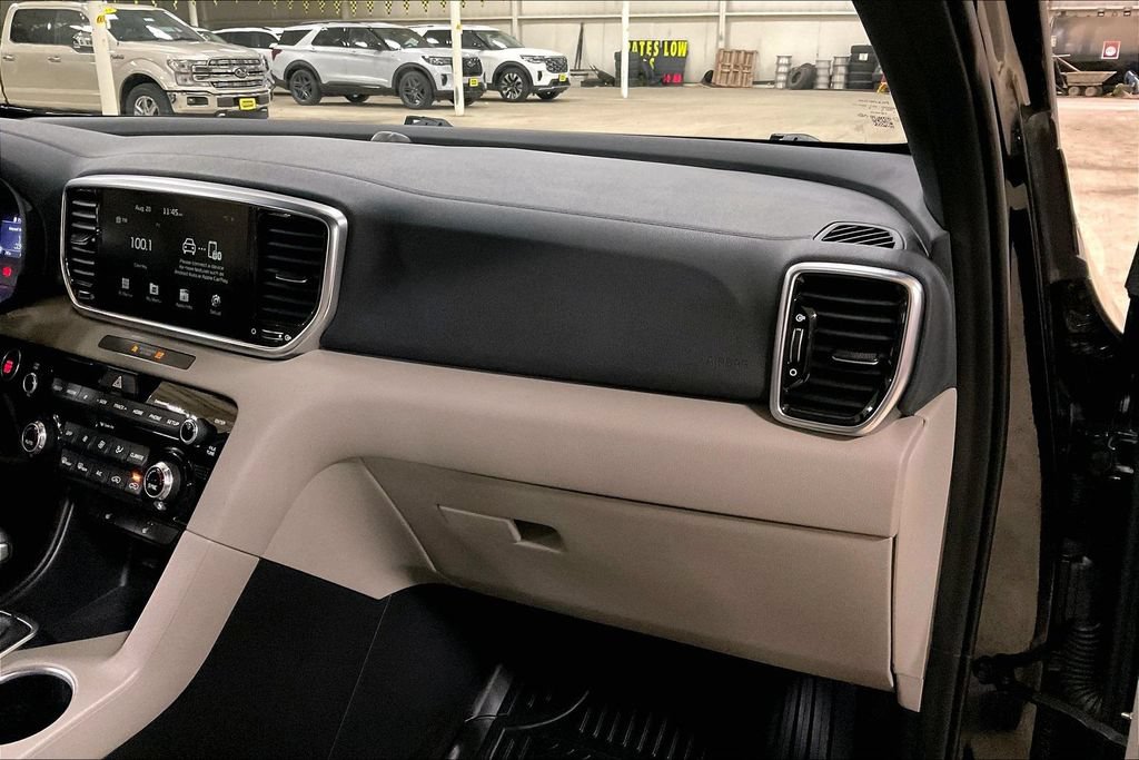 Used 2022 Kia Sportage Nightfall Edition w/ Nighfall AWD Premium Package image 15