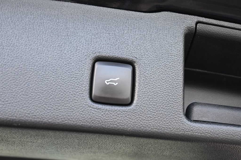 Certified 2023 Ford Escape ST-Line w/ Tech Pack #1 FWD image 13