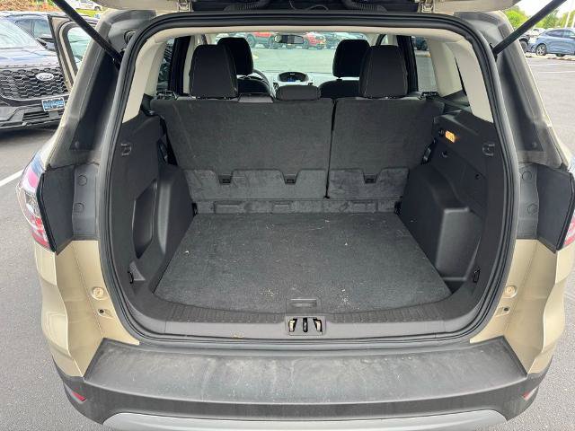 Certified 2017 Ford Escape SE w/ SE Cold Weather Package AWD/4WD image 19