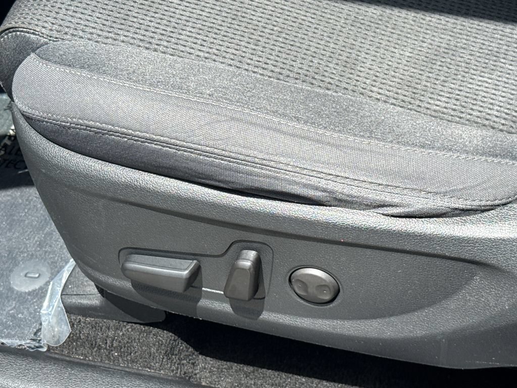 Used 2019 Hyundai Santa Fe SEL FWD image 24