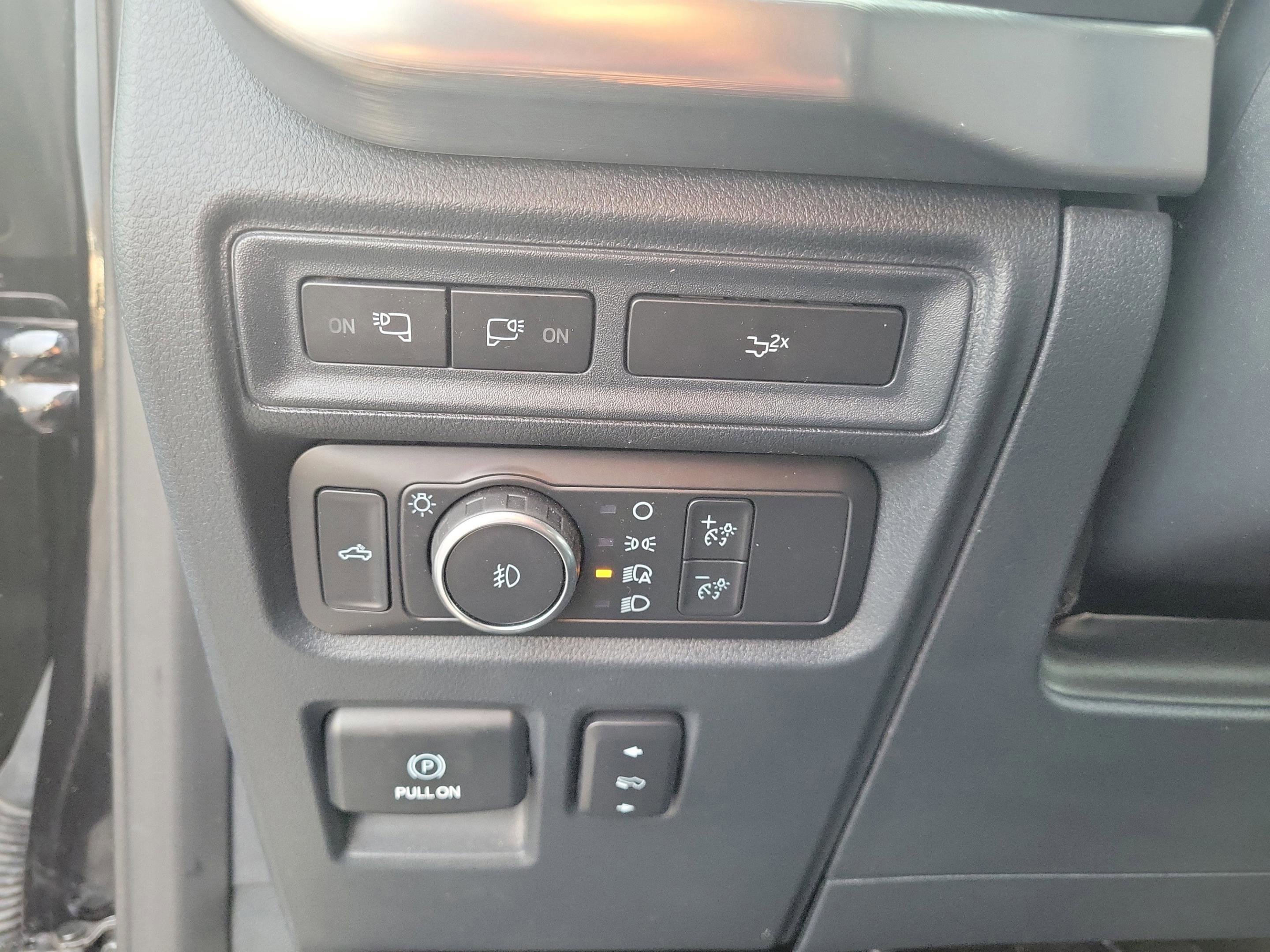 Certified 2022 Ford F150 Lariat w/ Equipment Group 502A High image 24