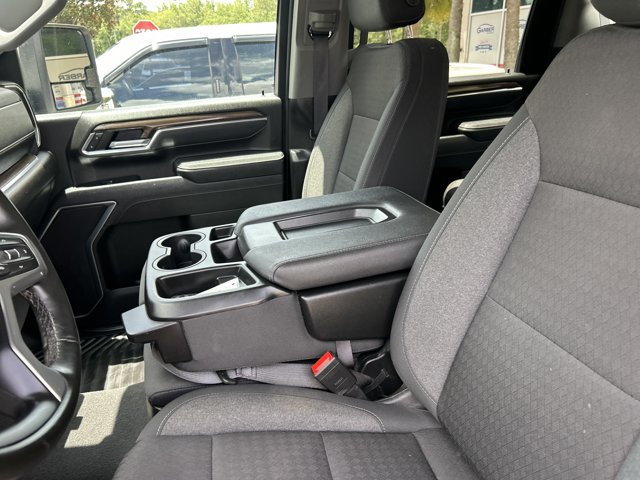 Used 2025 Chevrolet Silverado 2500 LT w/ Convenience Package AWD/4WD image 16
