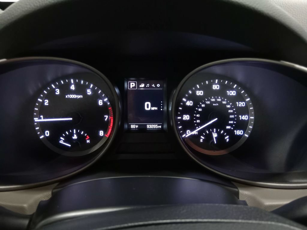 Used 2017 Hyundai Santa Fe Sport FWD image 19