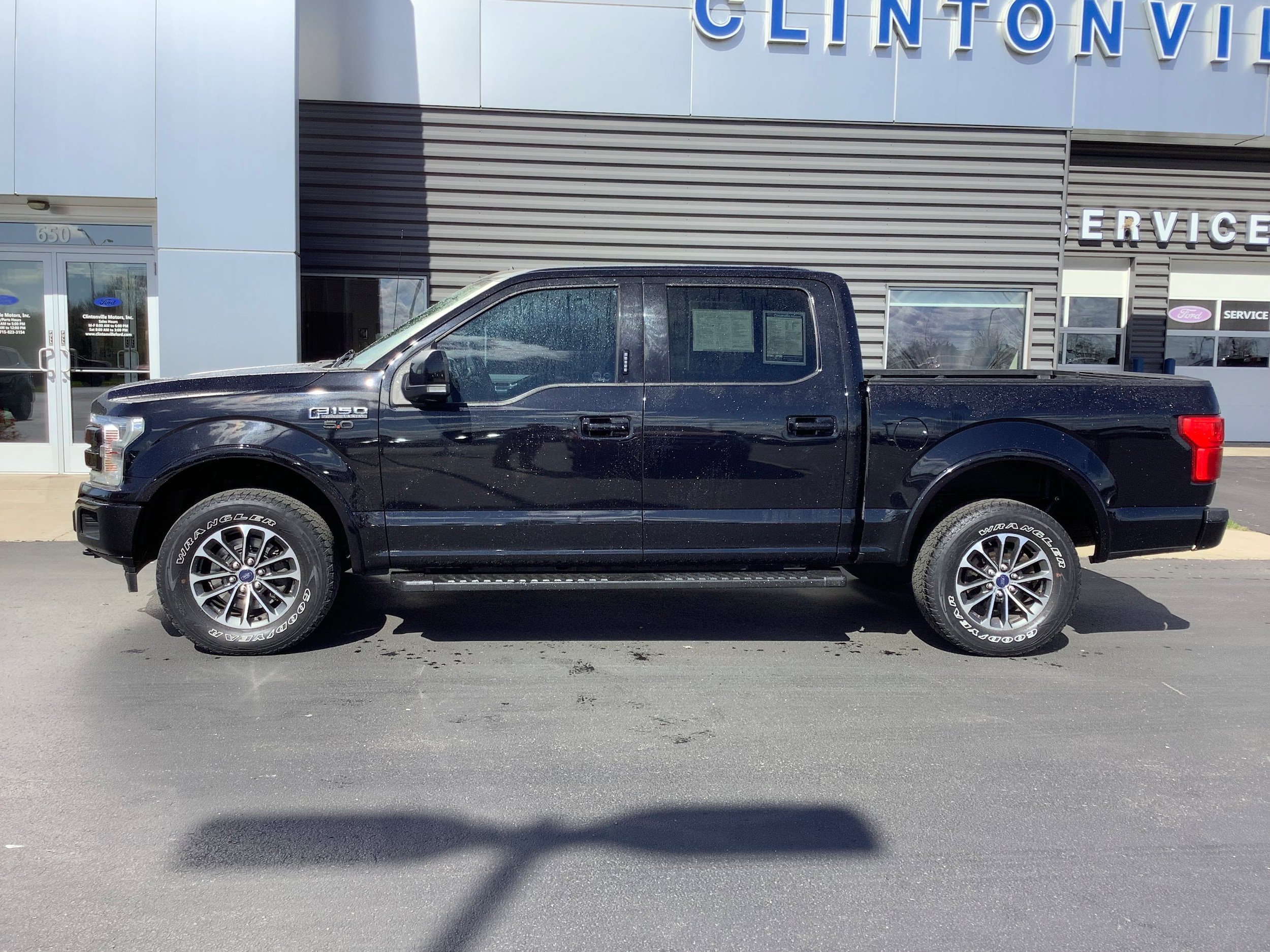 Certified 2019 Ford F150 Lariat w/ Equipment Group 502A Luxury AWD/4WD image 2