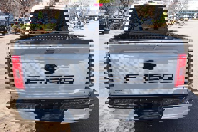 Certified 2022 Ford F150 XLT w/ Equipment Group 302A High image 4