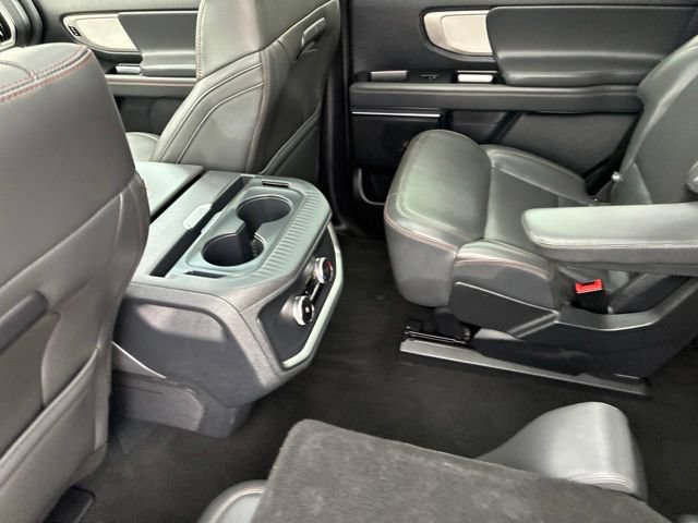 Certified 2025 Ford Expedition Active AWD/4WD image 63