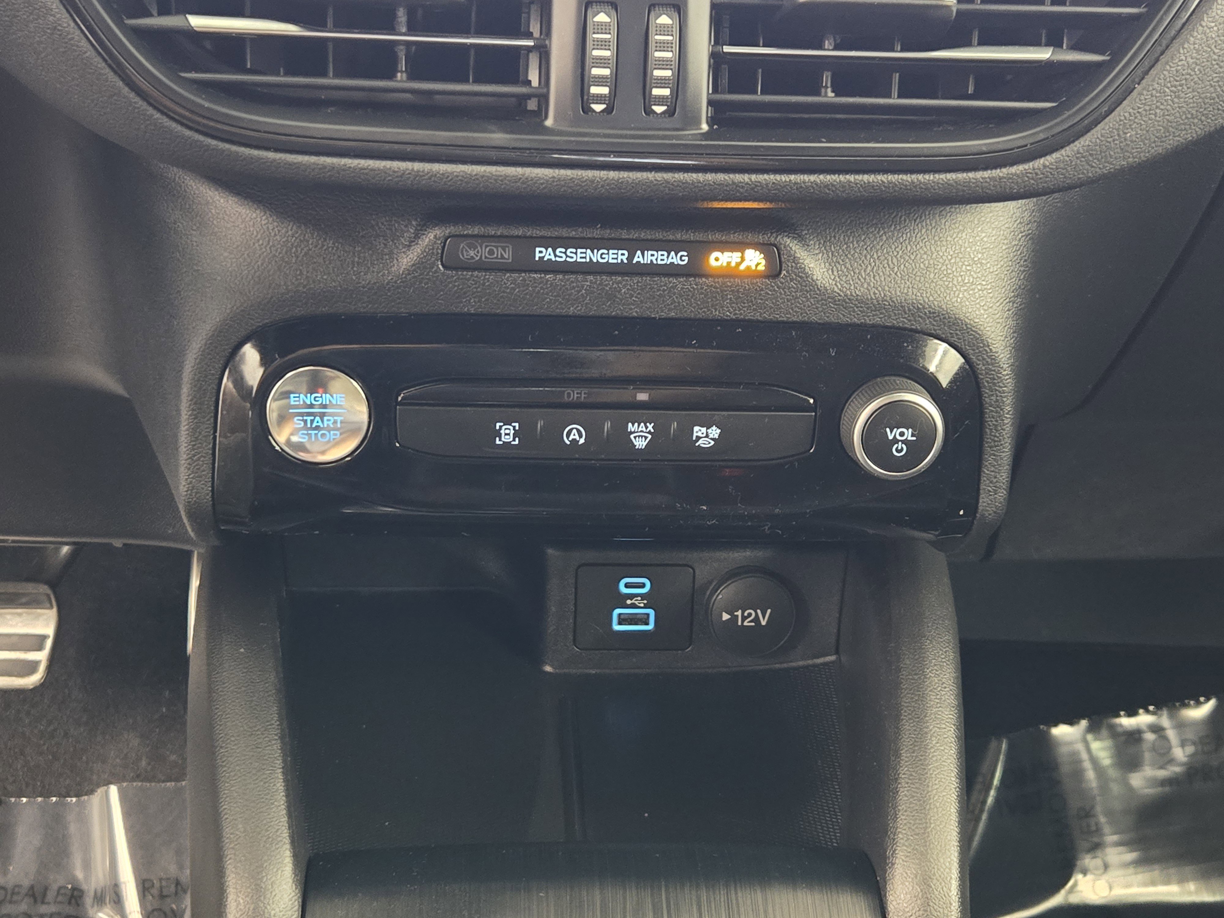 Certified 2023 Ford Escape ST-Line w/ Tech Pack #1 FWD image 19