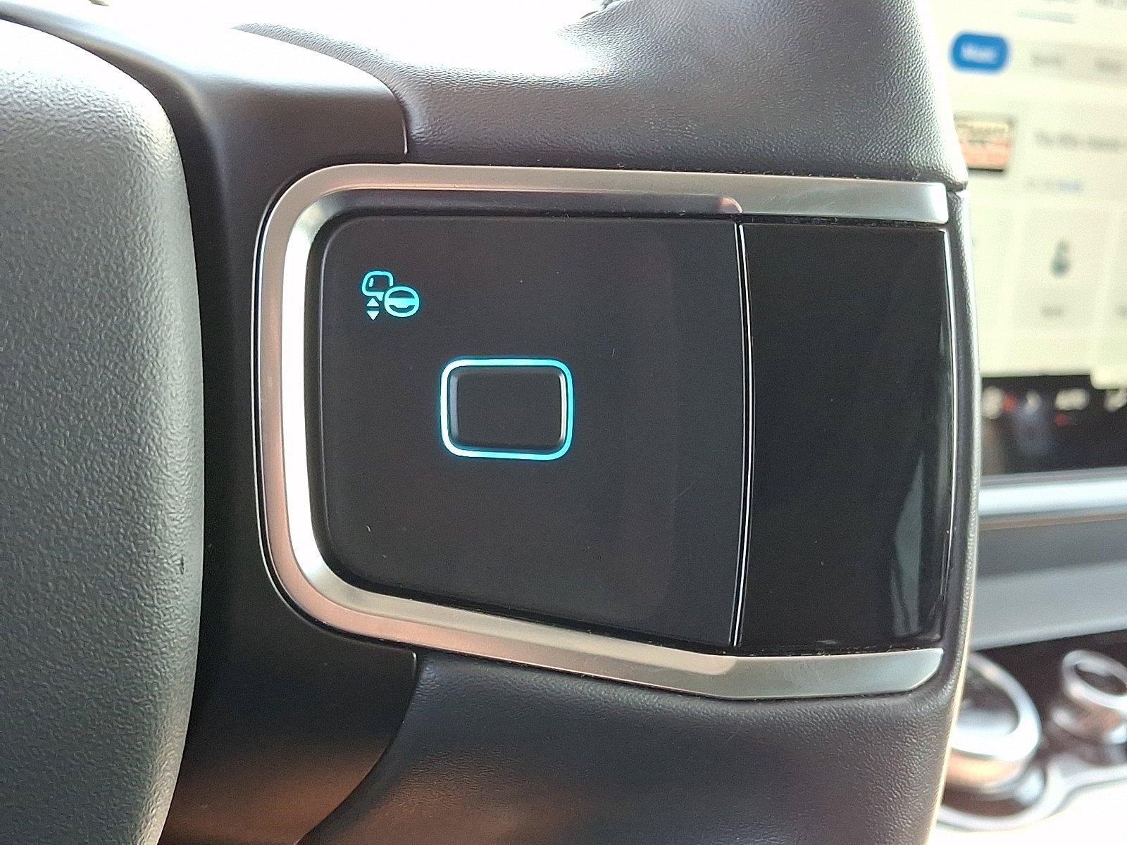 Certified 2025 Ford Expedition Active AWD/4WD image 26