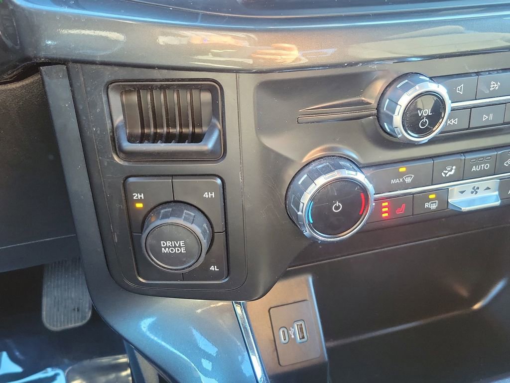 Certified 2022 Ford F150 XLT w/ Equipment Group 302A High image 18