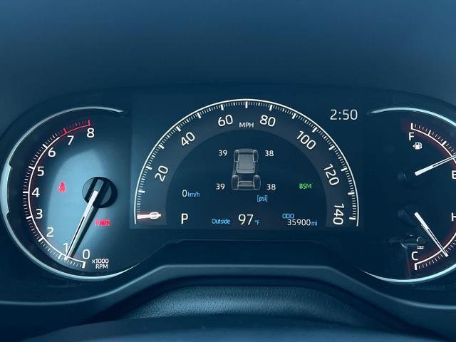 Used 2024 Toyota RAV4 XLE w/ Convenience Package FWD image 15