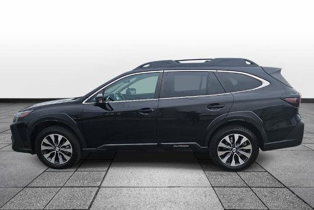 Used 2023 Subaru Outback Limited AWD/4WD image 8