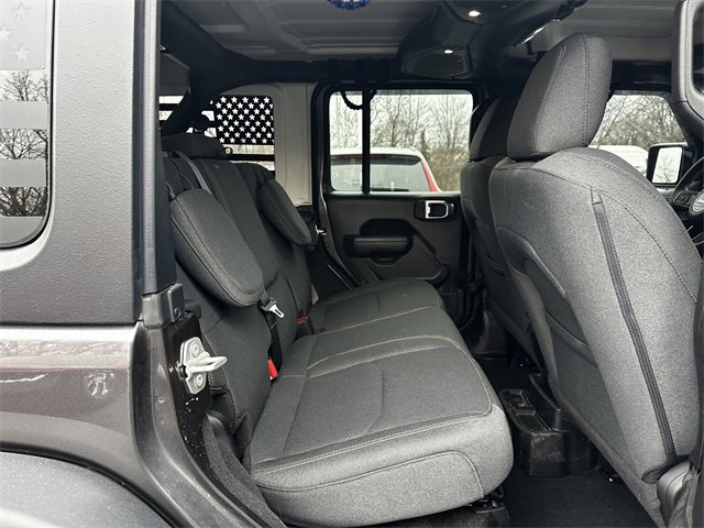 Used 2024 Jeep Wrangler Unlimited image 36