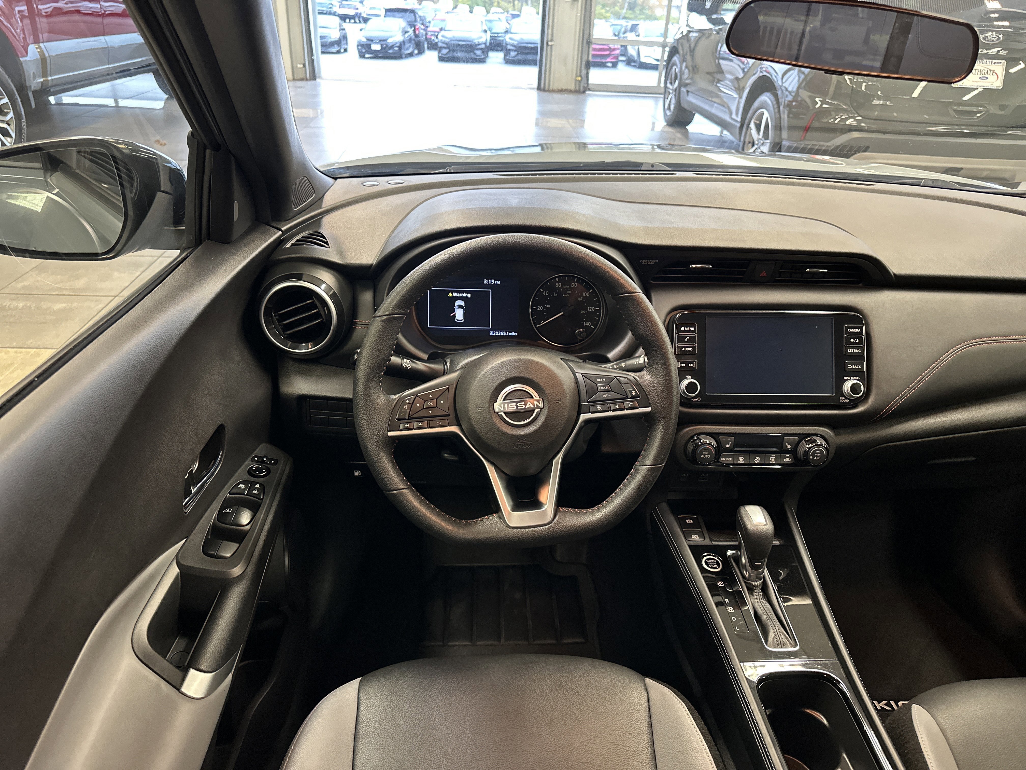 Used 2024 Nissan Kicks SR w/ SR Premium Package image 11