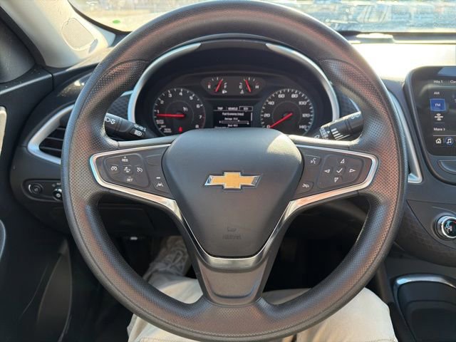 Used 2023 Chevrolet Malibu LT image 32