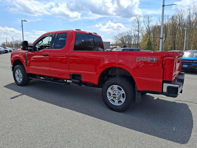 Certified 2025 Ford F350 XLT AWD/4WD image 4