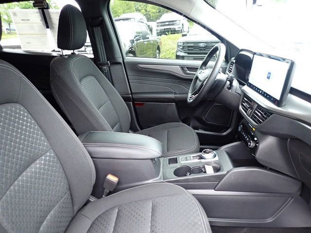 Certified 2025 Ford Escape Active w/ Tech Pack #1 AWD/4WD image 10