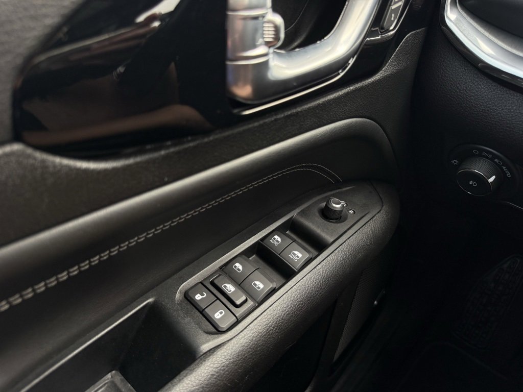 Used 2022 Jeep Compass High Altitude image 12